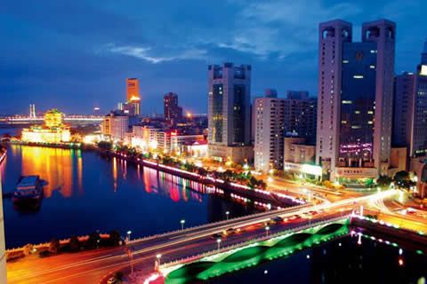 『隨華全，觀天下』 ——走進(jìn)新建