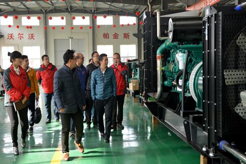 挑戰(zhàn)生命禁區(qū)！隨華全發(fā)電機(jī)遠(yuǎn)征“壯美”那曲