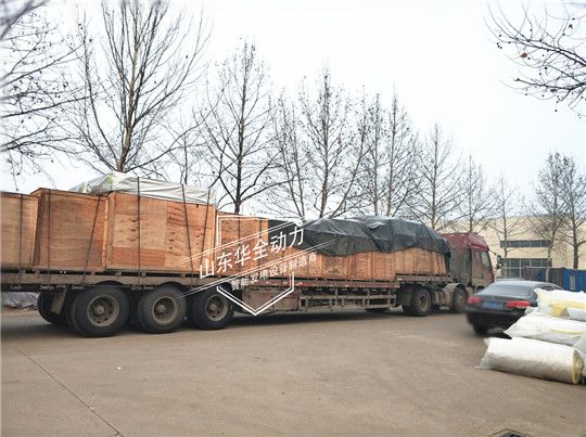 為客戶定制的發(fā)動(dòng)機(jī)已經(jīng)到貨，華全玉柴發(fā)電機(jī)組加緊生產(chǎn)