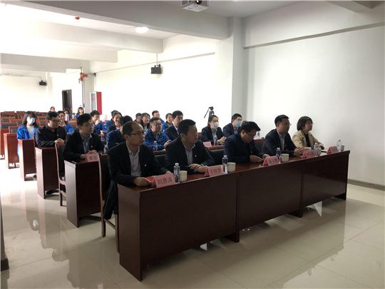 華全黨支部與濰坊農(nóng)商銀行經(jīng)濟(jì)區(qū)張氏黨支部進(jìn)行黨建共建